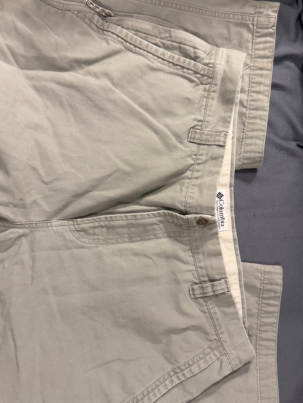Columbia Light Gray and Cream Casual Shorts